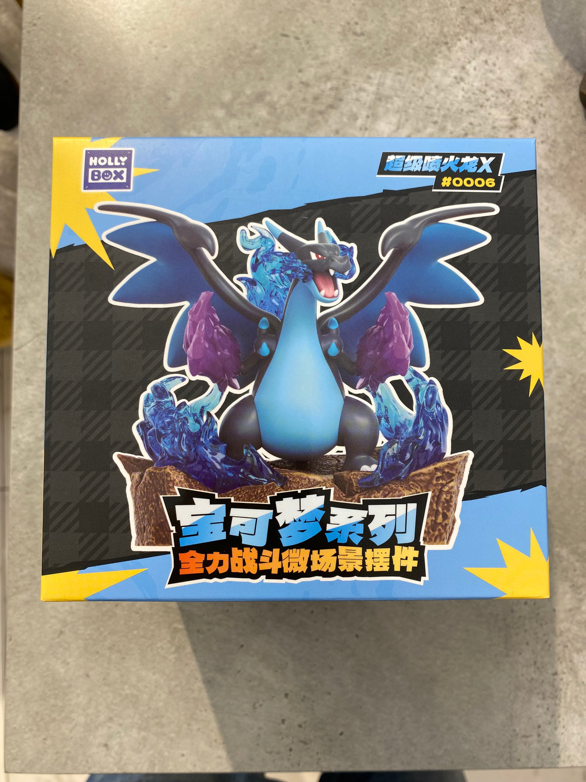 Pokemon Mega Charizard X Base Luminosa